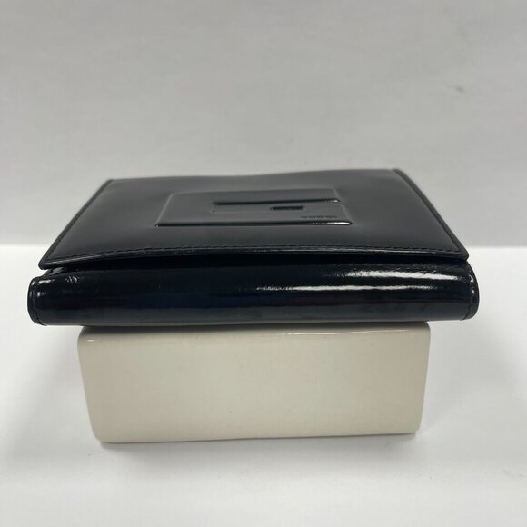 Gucci Patent Leather Compact Bifold Wallet - Black - Preowned - Picture 8 of 11